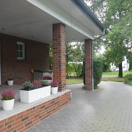 Ferienwohnung Unter Den Eichen Schwanewede Esterno foto